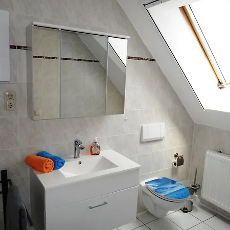 In Idyllischer Lage In Den Kaiserbaedern Χέρινγκσντορφ