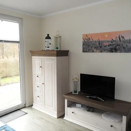 In Idyllischer Lage In Den Kaiserbaedern * Heringsdorf (Usedom)