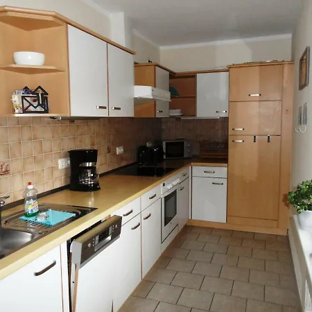 In Idyllischer Lage In Den Kaiserbädern *