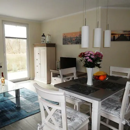 In Idyllischer Lage In Den Kaiserbaedern * Χέρινγκσντορφ